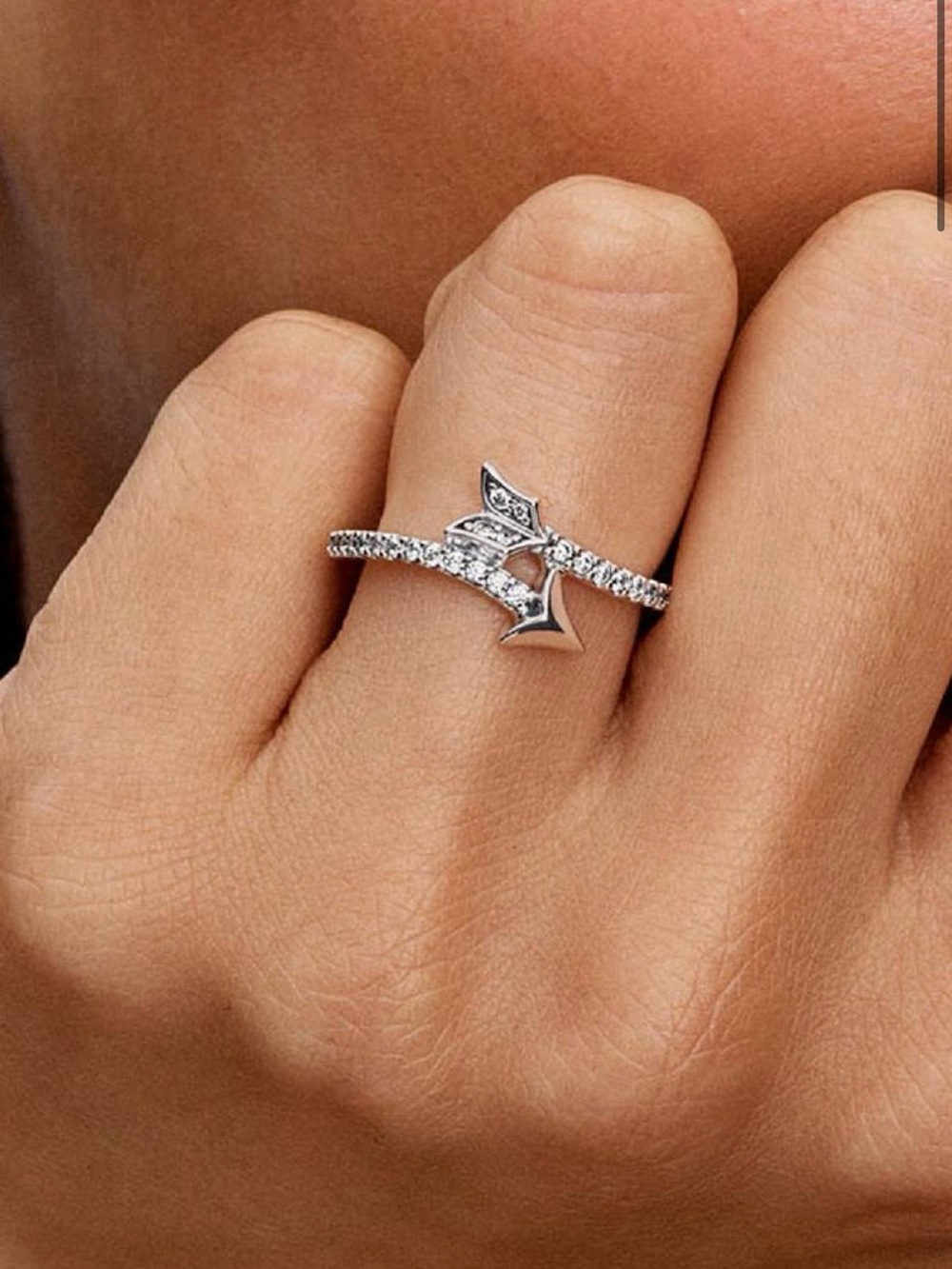 Pandora Silver Sparkling Arrow Ring